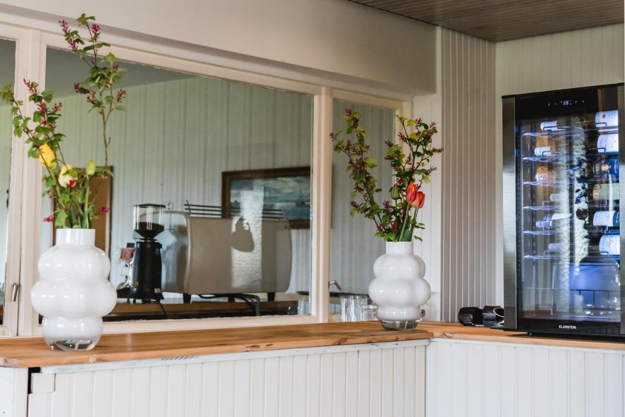 Straendhus Bed&Breakfast Hasselberg  外观 照片