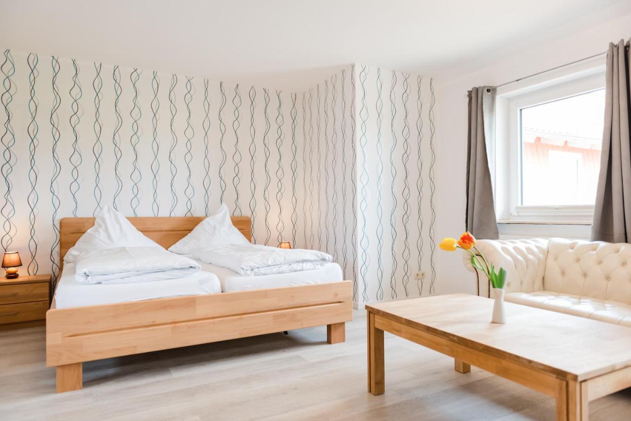 Straendhus Bed&Breakfast Hasselberg  外观 照片